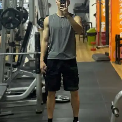 毛娜